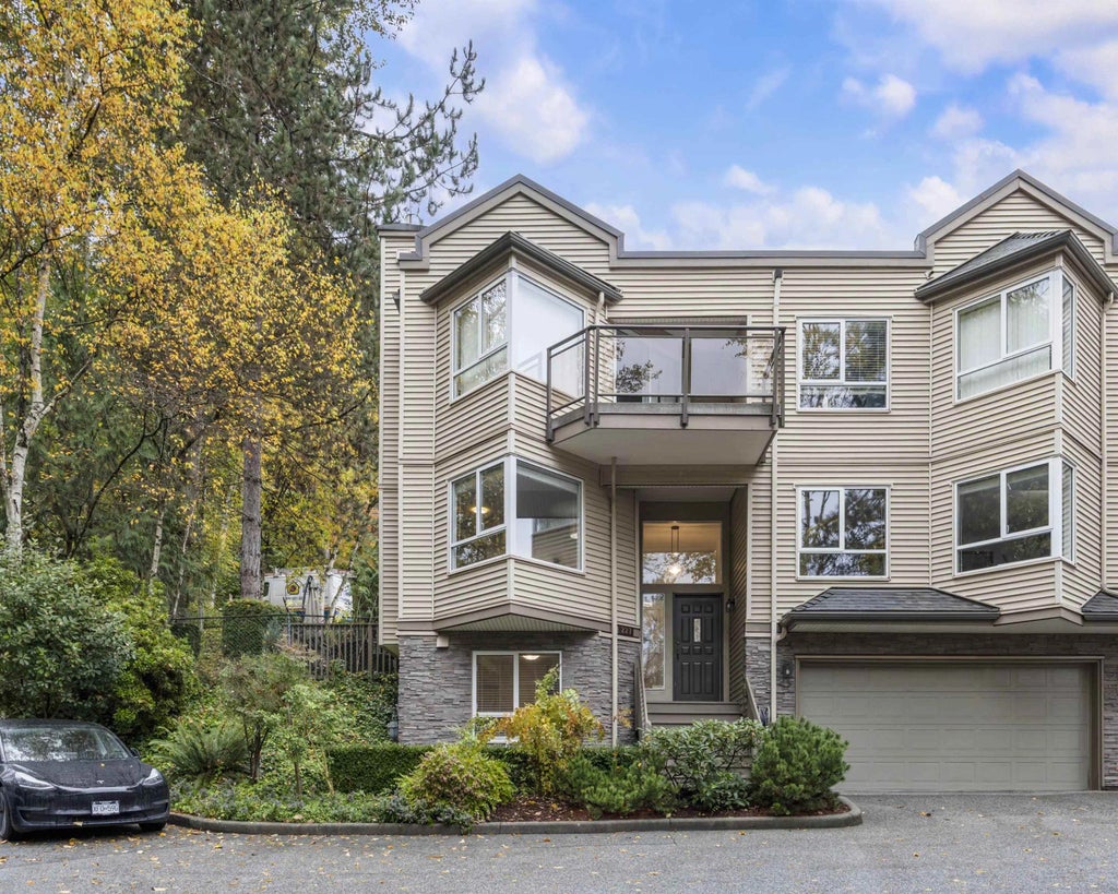 1215 Lansdowne Drive 227, Coquitlam