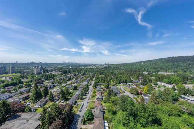 652 Whiting Way 2107, Coquitlam