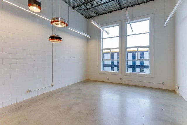 1220 E Pender Street 302, Vancouver