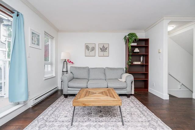 8968 208 Street 15, Langley