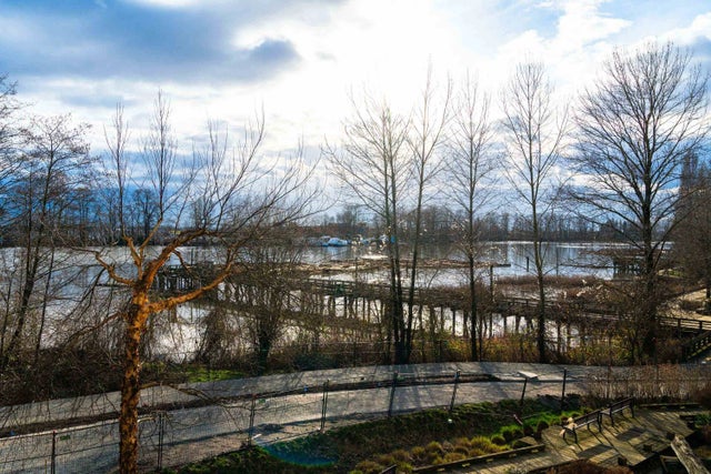 3138 Riverwalk Avenue 301, Vancouver