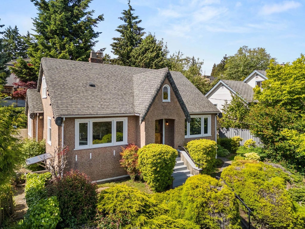 1509 Sixth Avenue, New Westminster