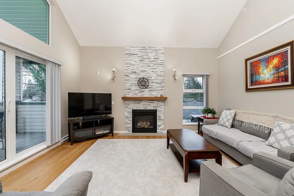 13911 70 Avenue 302, Surrey