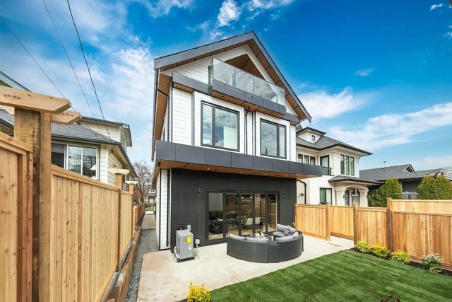 3708 W 18th Avenue 2, Vancouver