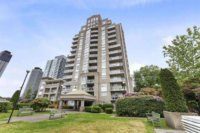 10523 University Drive 1604, Surrey