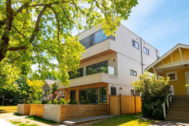 3120 W 11th Avenue 3, Vancouver