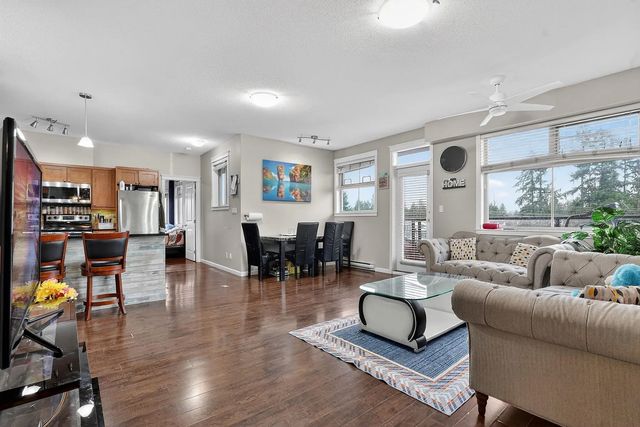 22858 Lougheed Highway 404, Maple Ridge