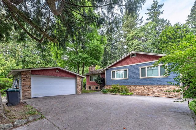 1130 Handsworth Road, North Vancouver