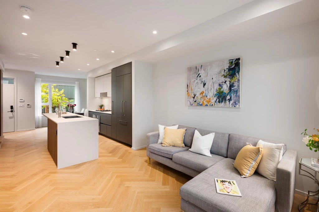 805 W 49th Avenue 173, Vancouver