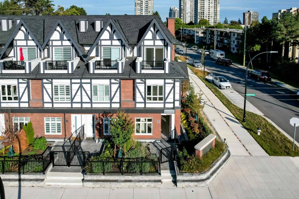 6988 Griffiths Avenue 7, Burnaby