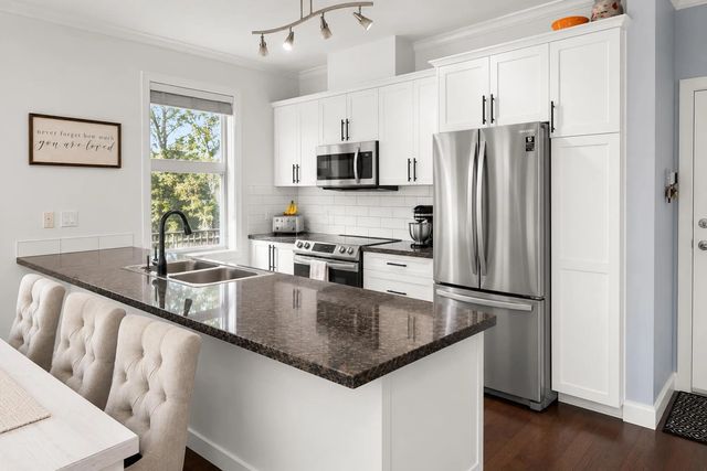 1375 View Crescent 303, Delta