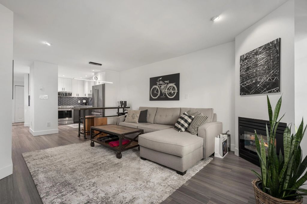 825 W 15th Avenue 203, Vancouver
