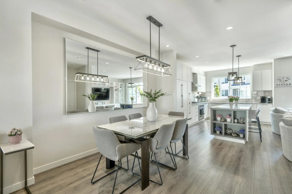 5311 Admiral Way 9, Ladner