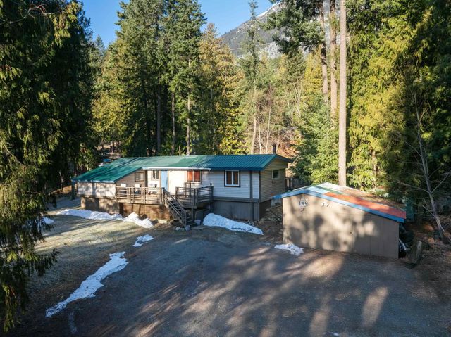 9245 Pemberton Portage Road, D'Arcy