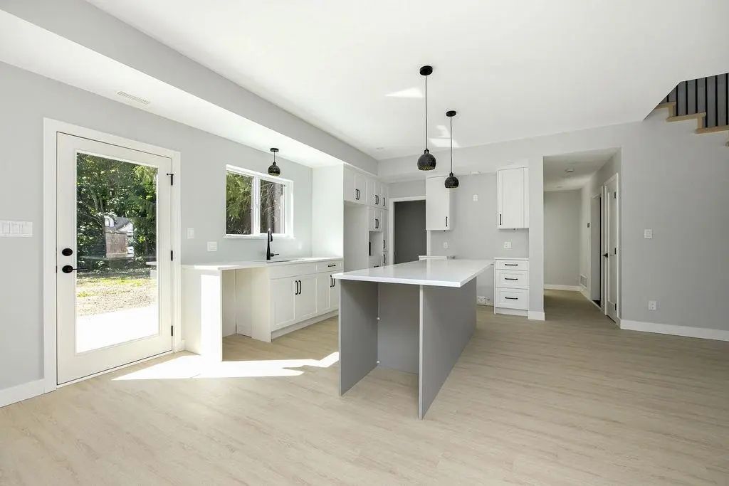 503 Jordan Way, Gibsons