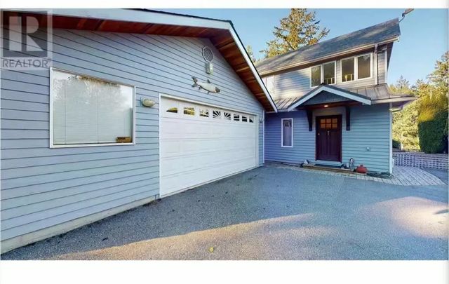 5393 Sans Souci Road, Halfmoon Bay