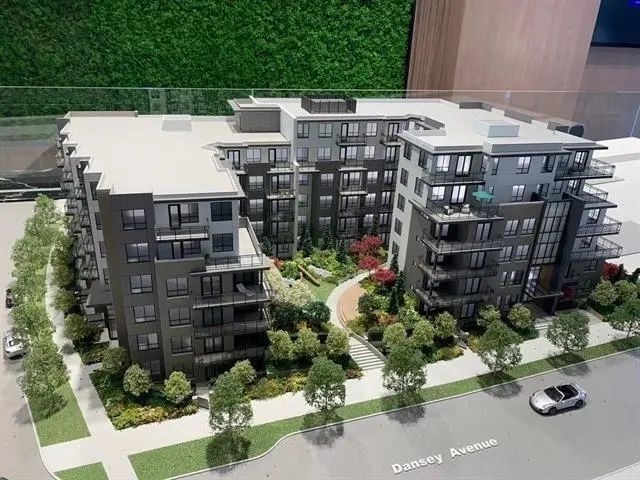 599 Dansey Avenue 217, Coquitlam