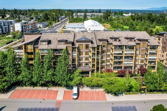 8067 207 Street 301, Langley