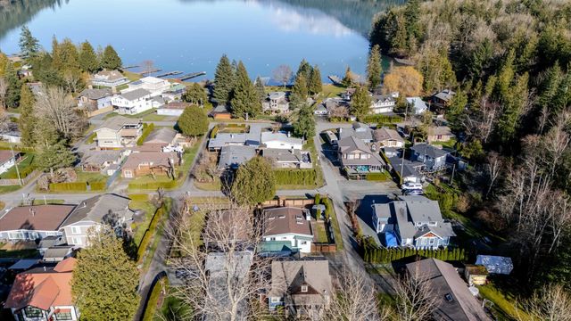 1809 Carol Road, Lindell Beach