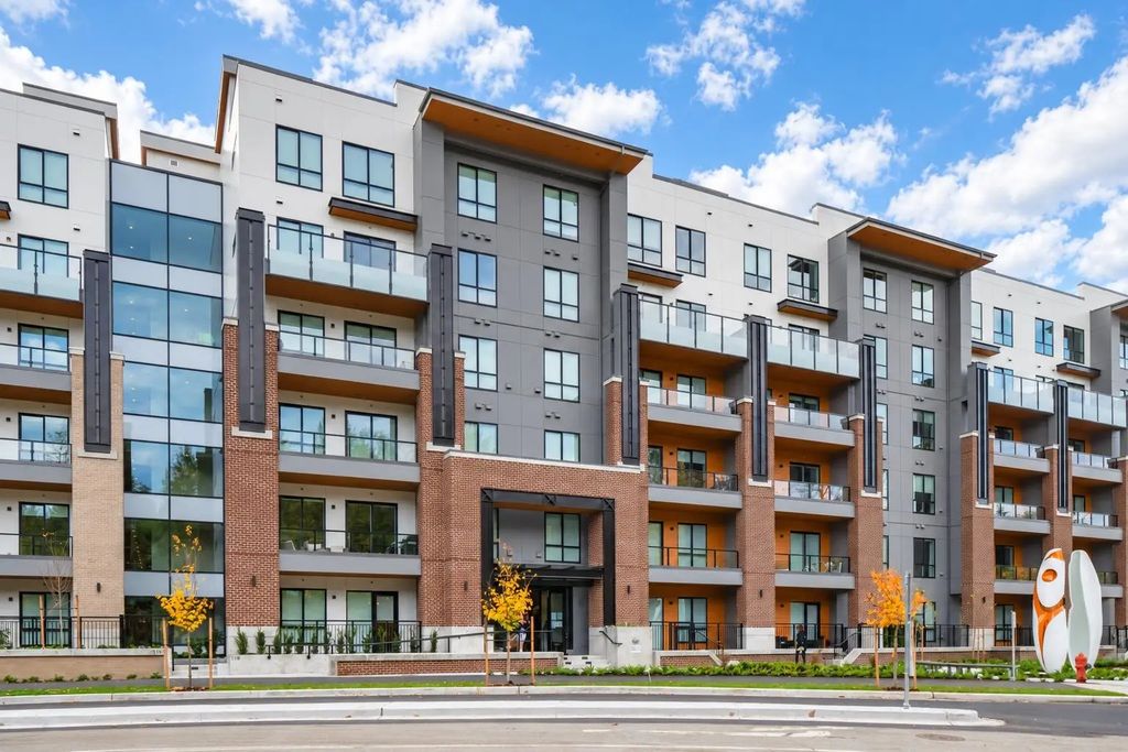 55 Klahanie Drive 410, Port Moody