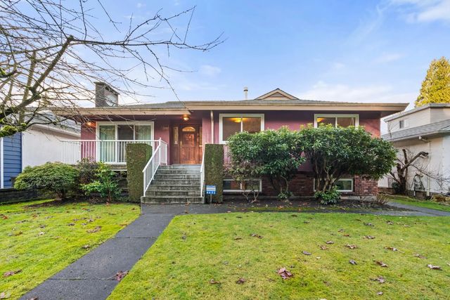 4651 W 16th Avenue, Vancouver