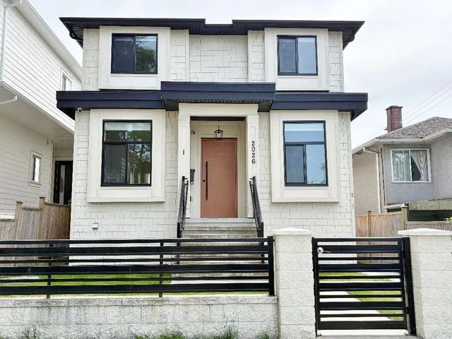 2026 E 32nd Avenue, Vancouver