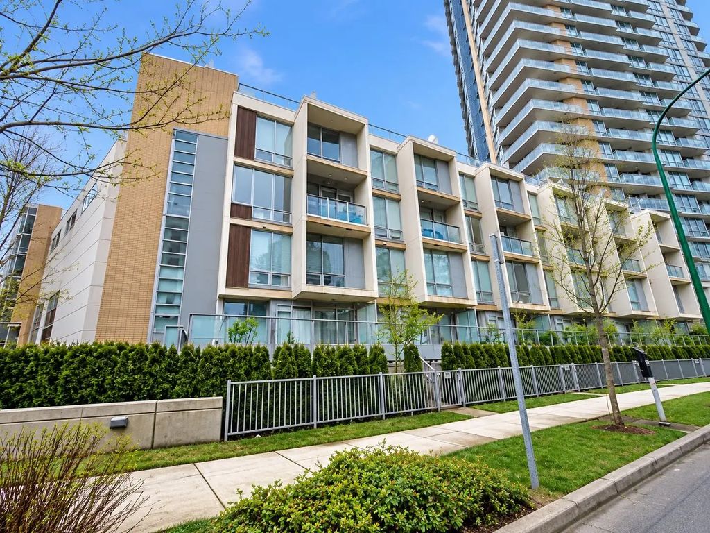 4808 Hazel Street 210, Burnaby