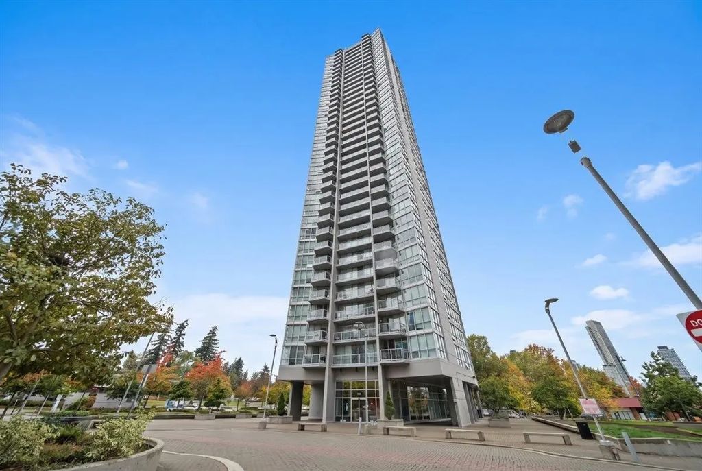 13618 100 Avenue 2701, Surrey