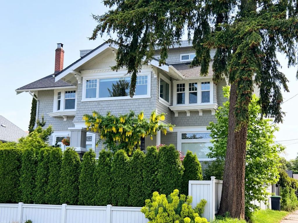 1714 Alma Street, Vancouver