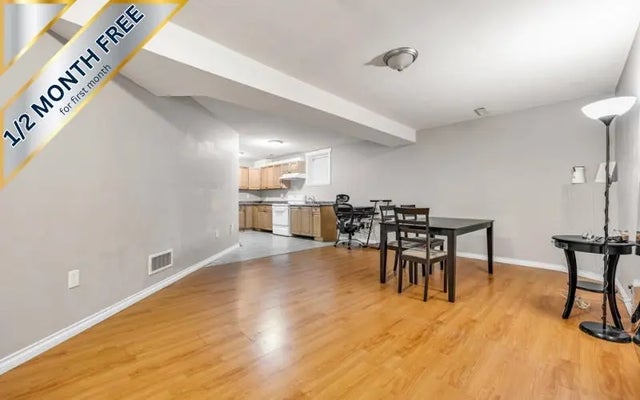 18991 70a Avenue Bamt, Surrey