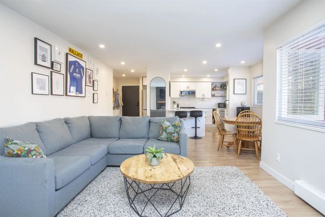 1381 Martin Street 202, White Rock