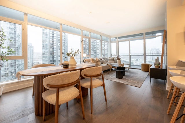 1372 Seymour Street 1707, Vancouver