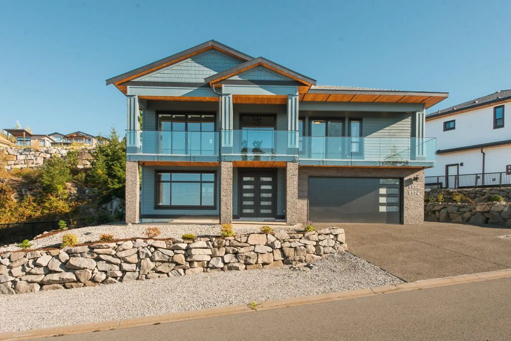 5972/74 Barnacle Street, Sechelt