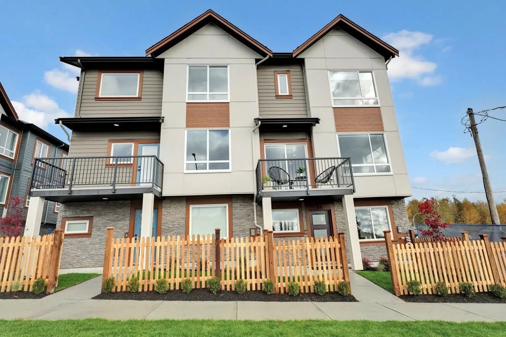 17155 79a Avenue 18, Surrey