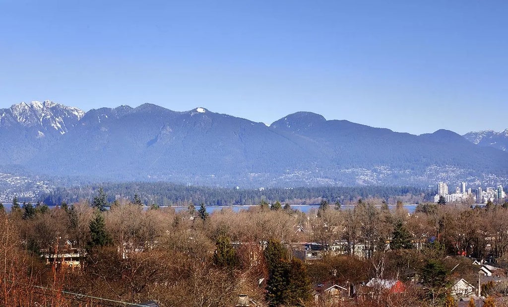 3657 W 14th Avenue, Vancouver