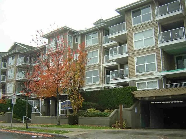5880 Dover Crescent 323, Richmond