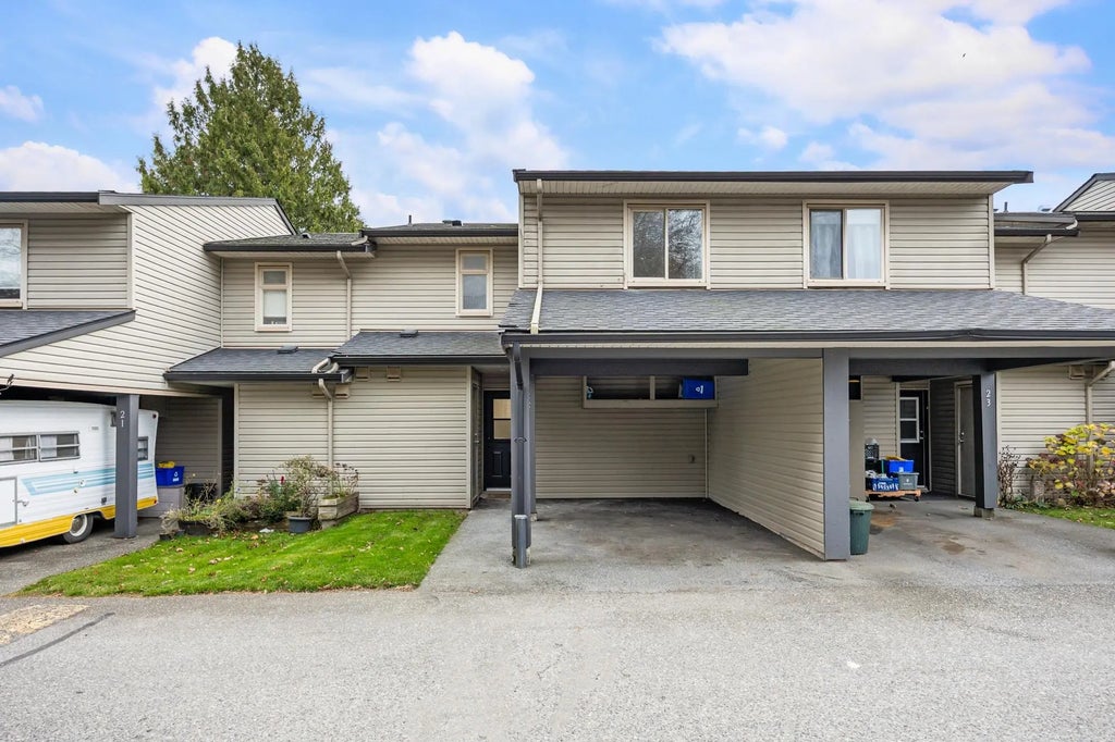 27456 32 Avenue 22, Langley