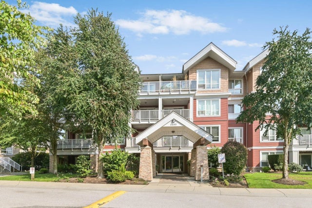 6450 194 Street 306, Surrey