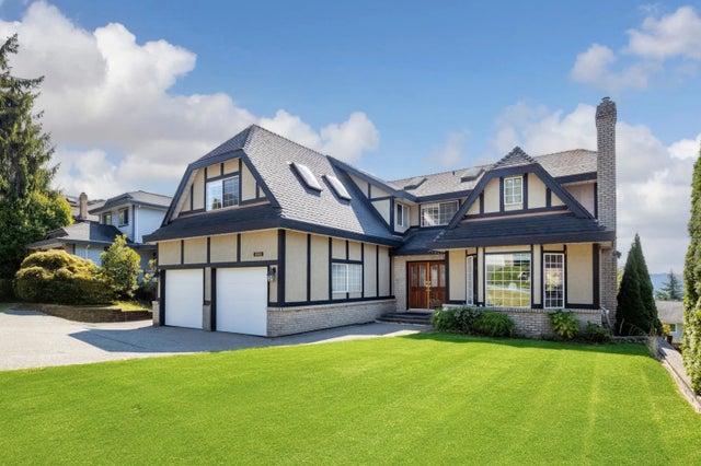 2562 Fuchsia Place, Coquitlam