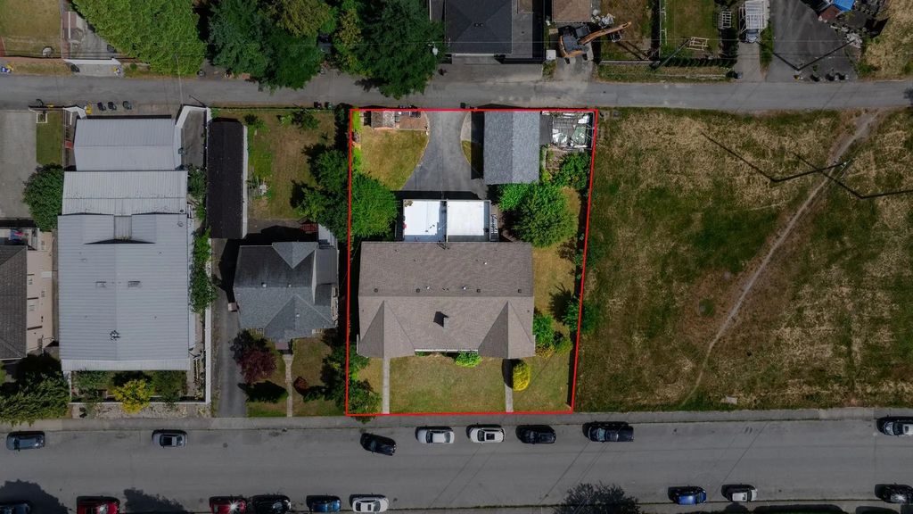 6775 -6777 Balmoral Street, Burnaby