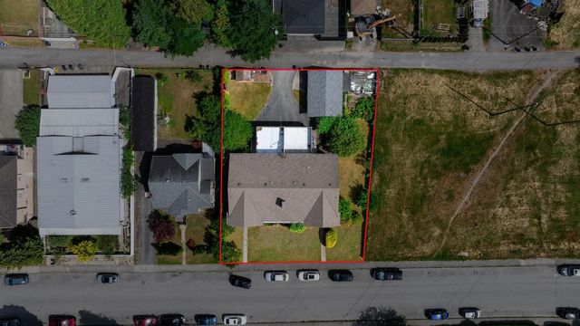 6775 -6777 Balmoral Street, Burnaby