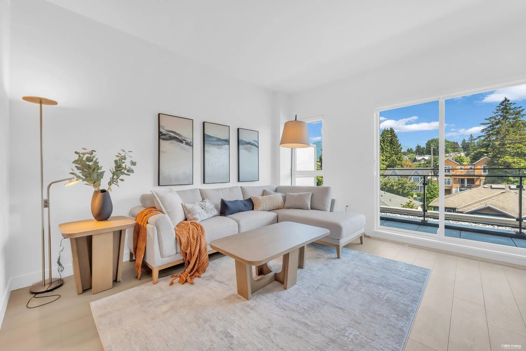422 E 3rd Street 510, North Vancouver