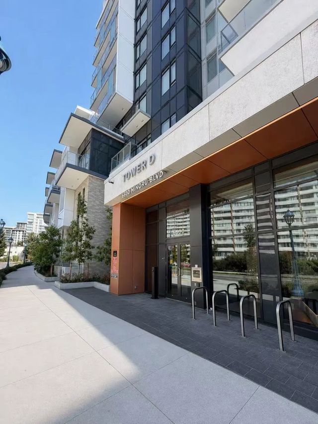 6600 Minoru Blvd 208, Richmond