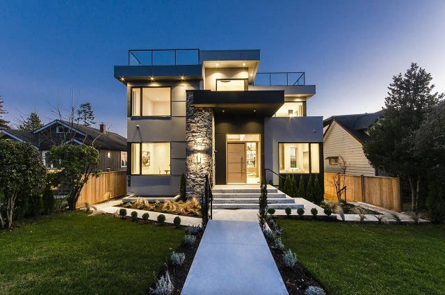 615 E 6th Street, North Vancouver