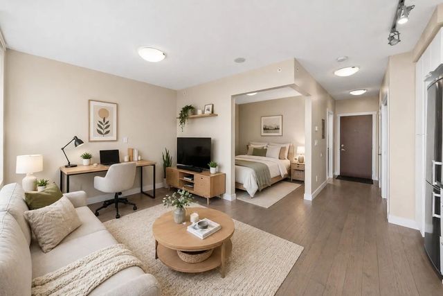 9025 Highland Court 707, Burnaby