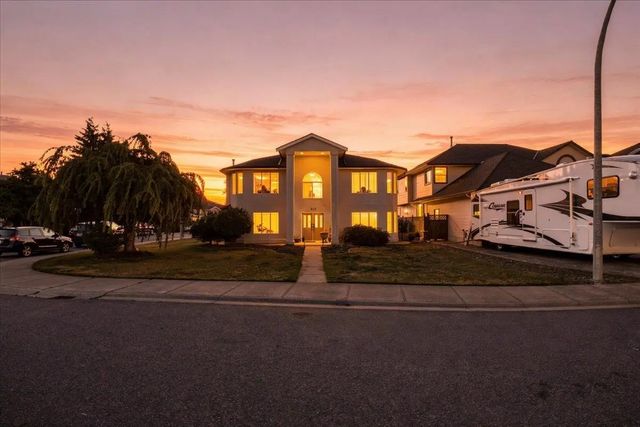 8351 Miller Crescent, Mission