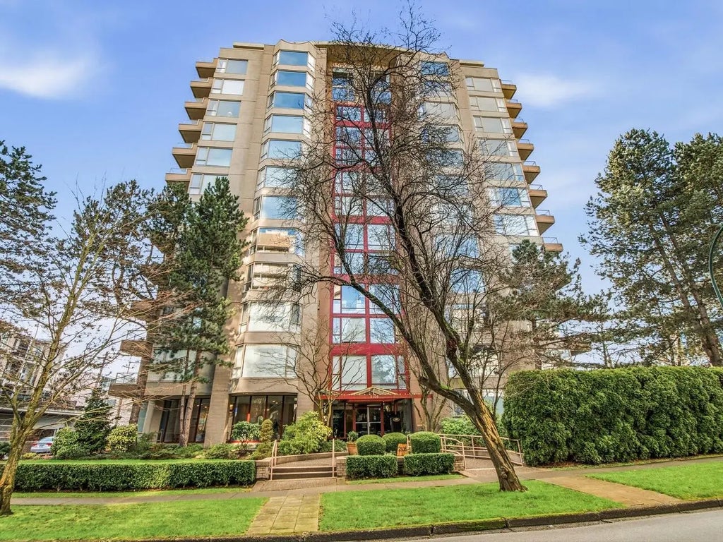 2108 W 38th Avenue 101, Vancouver