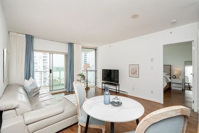 14 Begbie Street 1407, New Westminster