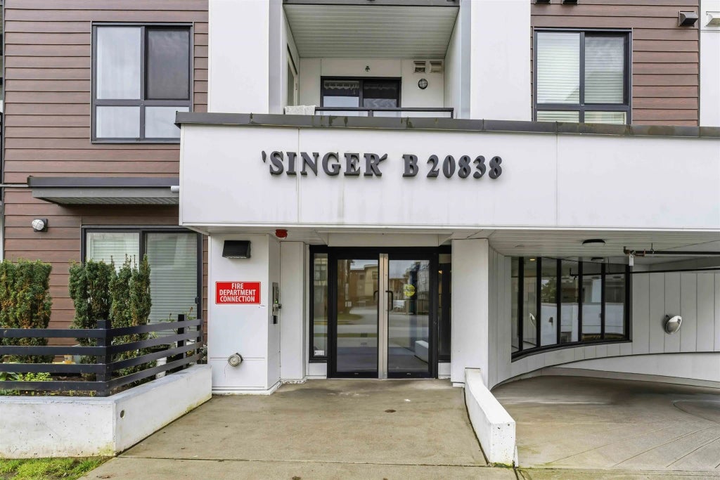 20838 78b Avenue B207, Langley