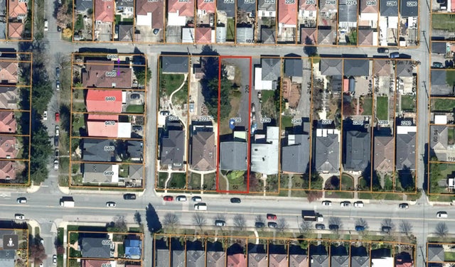 2235 E 49th Avenue, Vancouver